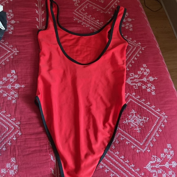 Bathing suit - Picture 4 of 6